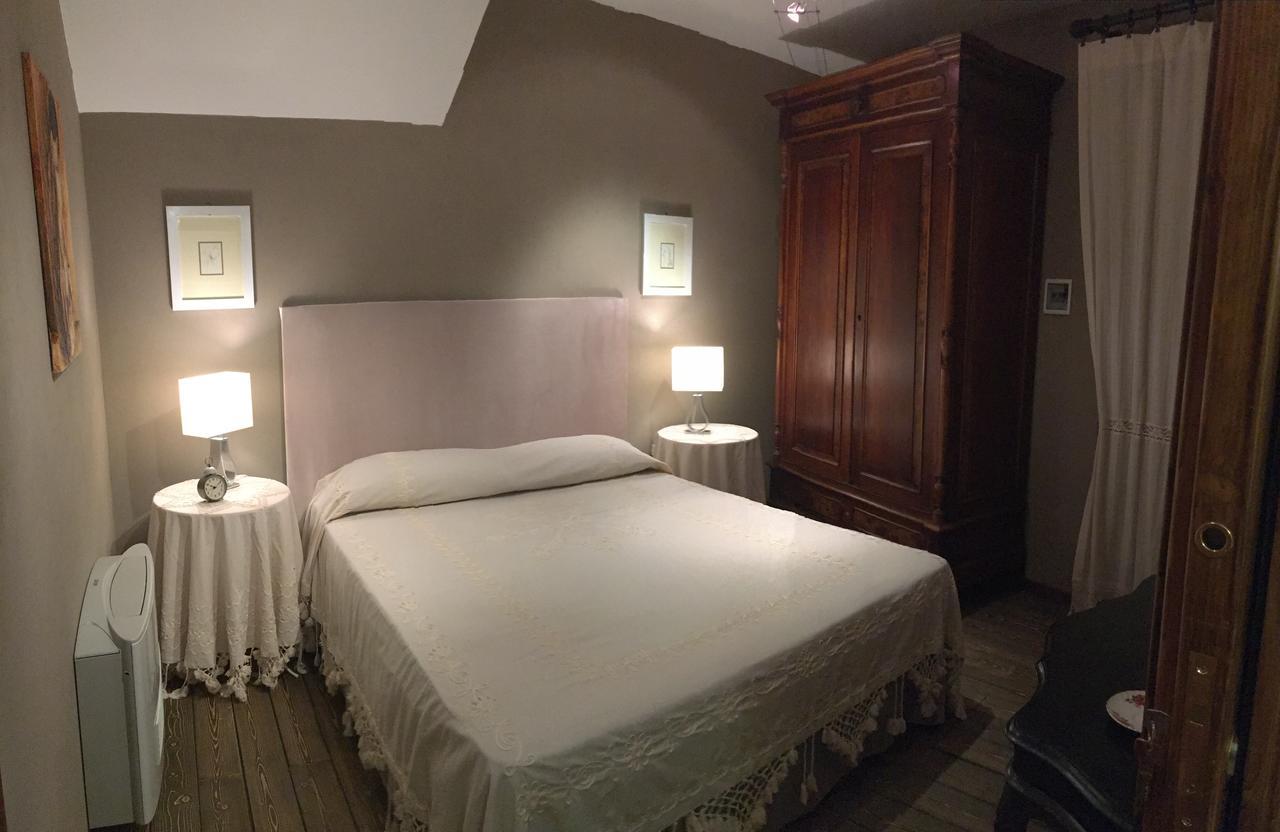 B&B Santapau Charme Living Licodia Eubea Eksteriør billede